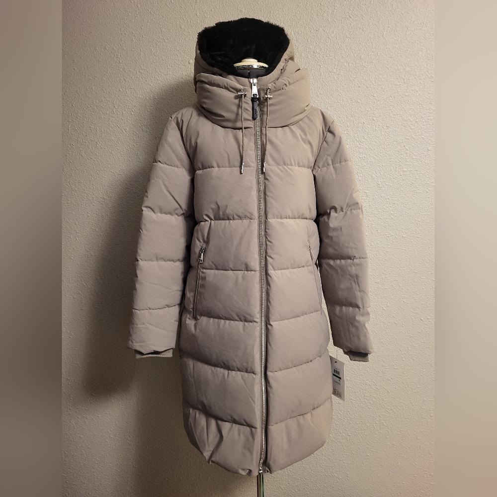 NWT DKNY Thistle (Tan/Gray) Hooded Puffer Jacket Size Large